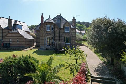 5 bedroom detached house for sale, Belmont Road, Hastings
