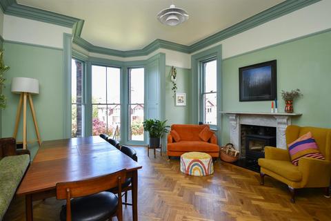5 bedroom detached house for sale, Belmont Road, Hastings