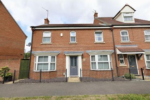 3 bedroom semi-detached house for sale, Shinewater Park, Kingswood, Hull