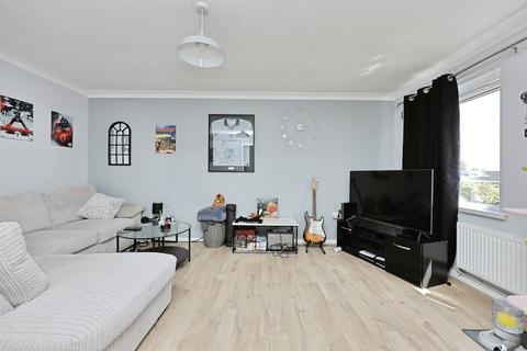 2 bedroom flat for sale, Baxter Court, Norwich