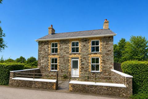 4 bedroom detached house for sale, Penffordd, Llanybydder, SA40