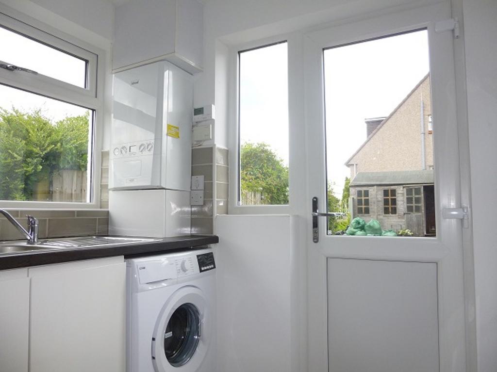 Utility room, utility