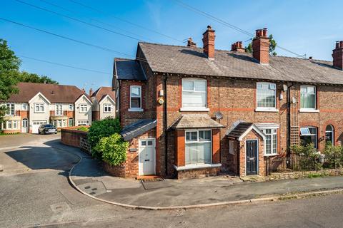 2 bedroom end of terrace house for sale, Knutsford Road, Alderley Edge, SK9