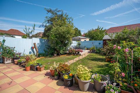 East Road, West Drayton UB7