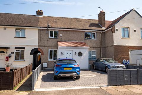 3 bedroom terraced house for sale, East Road, West Drayton UB7