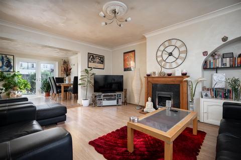 3 bedroom terraced house for sale, East Road, West Drayton UB7
