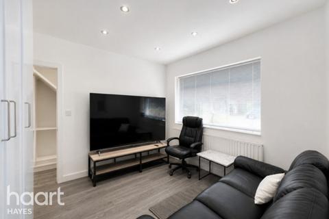 5 bedroom semi-detached house for sale, Shakespeare Avenue, Hayes
