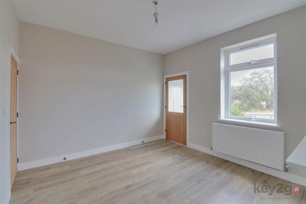 House in Rotherham, Aston cum Aughton - View 3