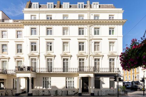 3 bedroom flat for sale, Gloucester Terrace, Bayswater, London W2