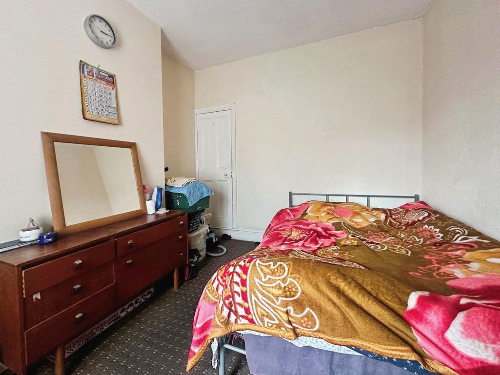 House in Leicester, City of Leicester - More