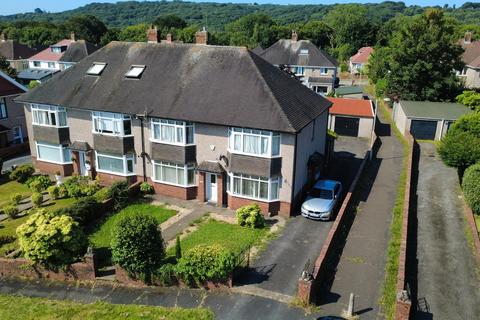 2 bedroom ground floor flat for sale, Hendy Close, Sketty, Swansea, City And County of Swansea.