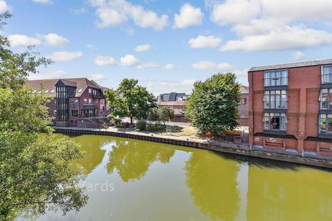 2 bedroom apartment for sale, Ronnies Wharf, Tonbridge TN9