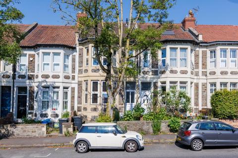 2 bedroom flat for sale, Gloucester Road, Horfield