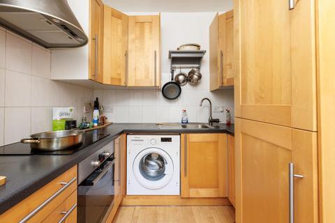 2 bedroom flat for sale, Gloucester Road, Horfield