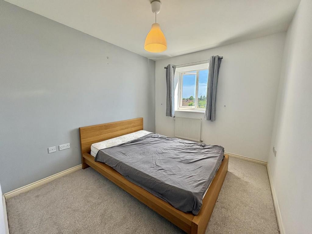 Apartment in Hayes - View 4
