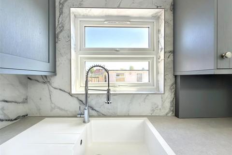 3 bedroom terraced house for sale, Sibley Grove, Manor Park, London