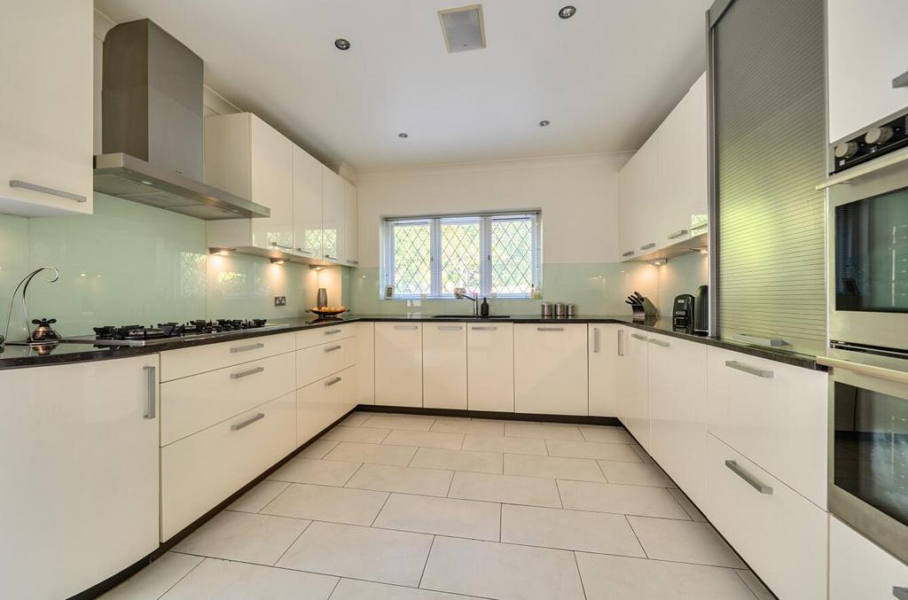 Kitchen, open plan living