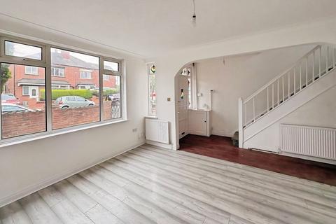3 bedroom semi-detached house to rent, Waincliffe Mount, Leeds