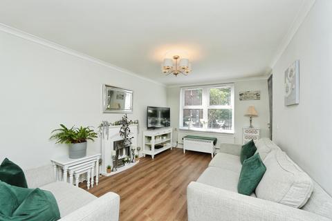 undefined, Hope Close, London, SE12