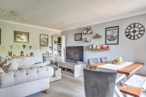 2 bedroom apartment for sale, Fitzwalter Place, Great Dunmow