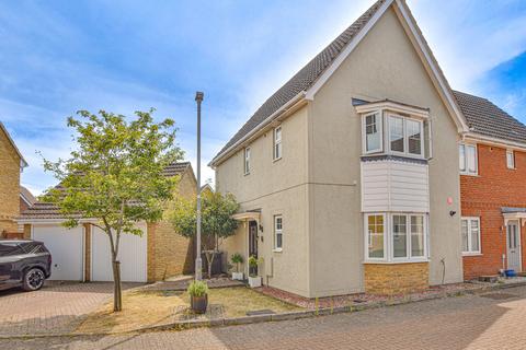3 bedroom semi-detached house for sale, Rowan Way, Woodlands Park