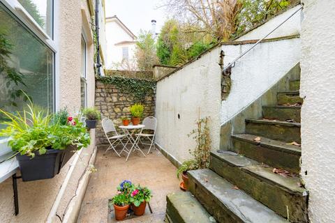1 bedroom flat for sale, Belgrave Road, Clifton