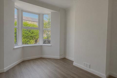 2 bedroom terraced house to rent, Mayfield Grove, Harrogate, North Yorkshire, HG1