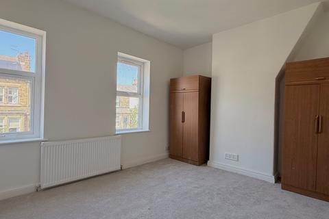 2 bedroom terraced house to rent, Mayfield Grove, Harrogate, North Yorkshire, HG1