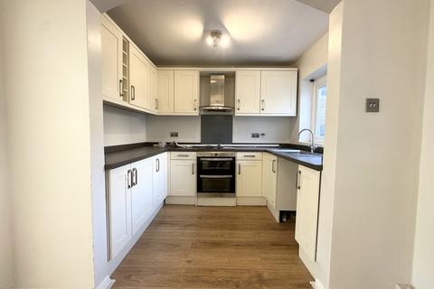 3 bedroom townhouse to rent, North View Terrace, Haworth