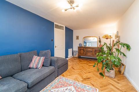 3 bedroom apartment for sale, Caldy Walk, Islington, London, N1