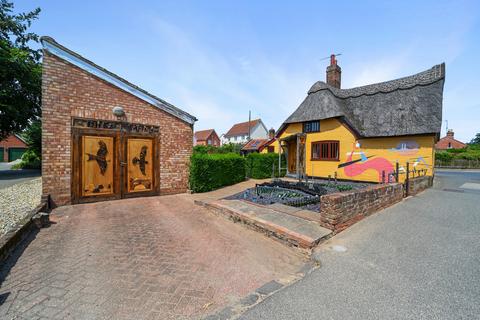 3 bedroom cottage for sale, The Street, Hollesley