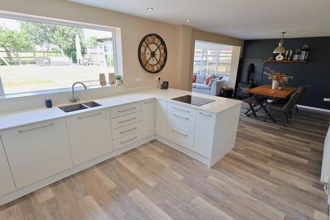 4 bedroom detached house for sale, Lower Eastern Green Lane, Coventry CV5