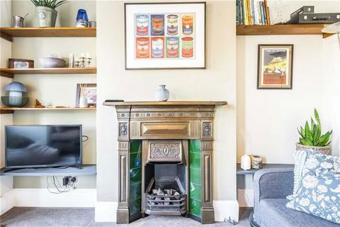 1 bedroom flat for sale, Second Avenue, London SW14