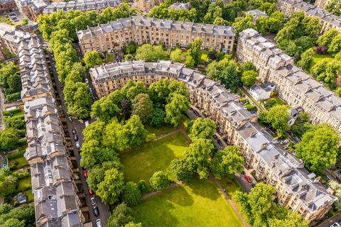 undefined, Athole Gardens, Dowanhill, Glasgow
