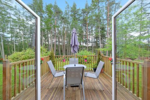 2 bedroom flat for sale, East Park, Banchory, AB31