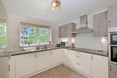 2 bedroom flat for sale, East Park, Banchory, AB31