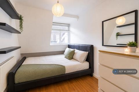 2 bedroom flat to rent, Deptford High Street, London, SE8
