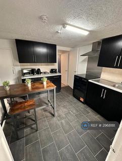 2 bedroom terraced house to rent, Woodside Road, Tonbridge, TN9