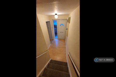 3 bedroom terraced house to rent, Cranford Drive, Hayes, UB3