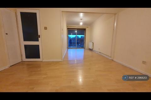 3 bedroom terraced house to rent, Cranford Drive, Hayes, UB3