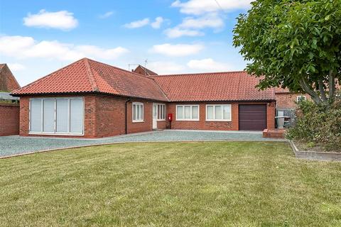 3 bedroom detached bungalow for sale, Walnut Cottage, Toad Lane, Laxton, Newark