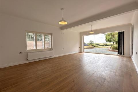 3 bedroom detached bungalow for sale, Walnut Cottage, Toad Lane, Laxton, Newark