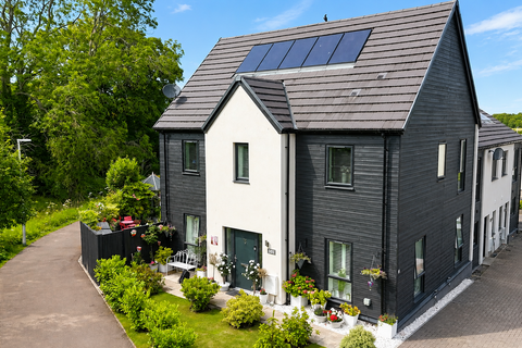 4 bedroom end of terrace house for sale, 10 Ballimore Gardens, Inverness, IV2 7AS