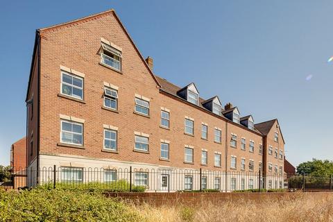 James Meadow, Slough, SL3 7GE