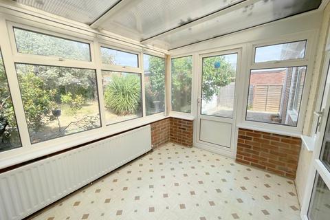 2 bedroom bungalow for sale, Dover Road, Brightlingsea, CO7