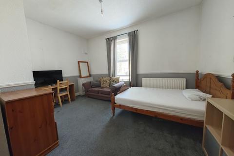 1 bedroom terraced house to rent, London Road, Carlisle