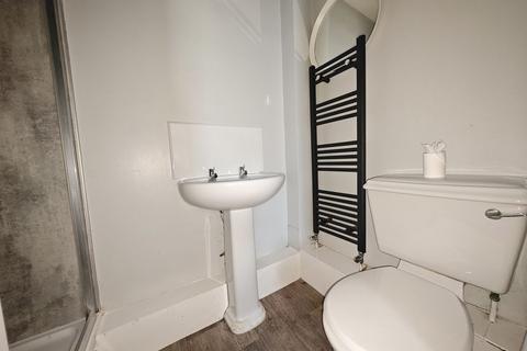 1 bedroom terraced house to rent, London Road, Carlisle