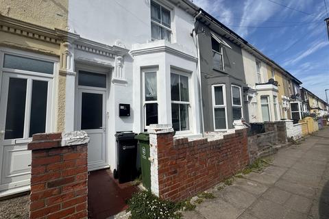 2 bedroom terraced house to rent, Westfield Road, Southsea