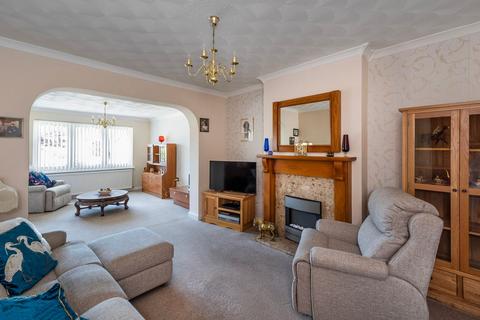 2 bedroom detached bungalow for sale, Trosley Road, Upper Belvedere, DA17