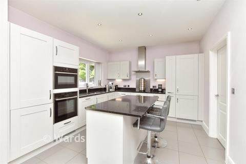 4 bedroom detached house for sale, Lawday Avenue, Sheerness ME12